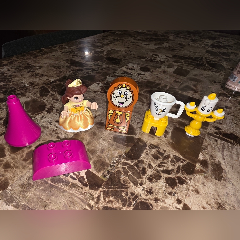 2017 LEGO BRICKHEADZ BEAUTY & BEAST PLUS 10960 DUPLO BELLS BALLROOM PIECES - Picture 8 of 10